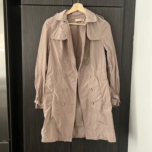 Vintage itatlian trench coat. Brand - Nuna Lie. Size - small. Color - beige